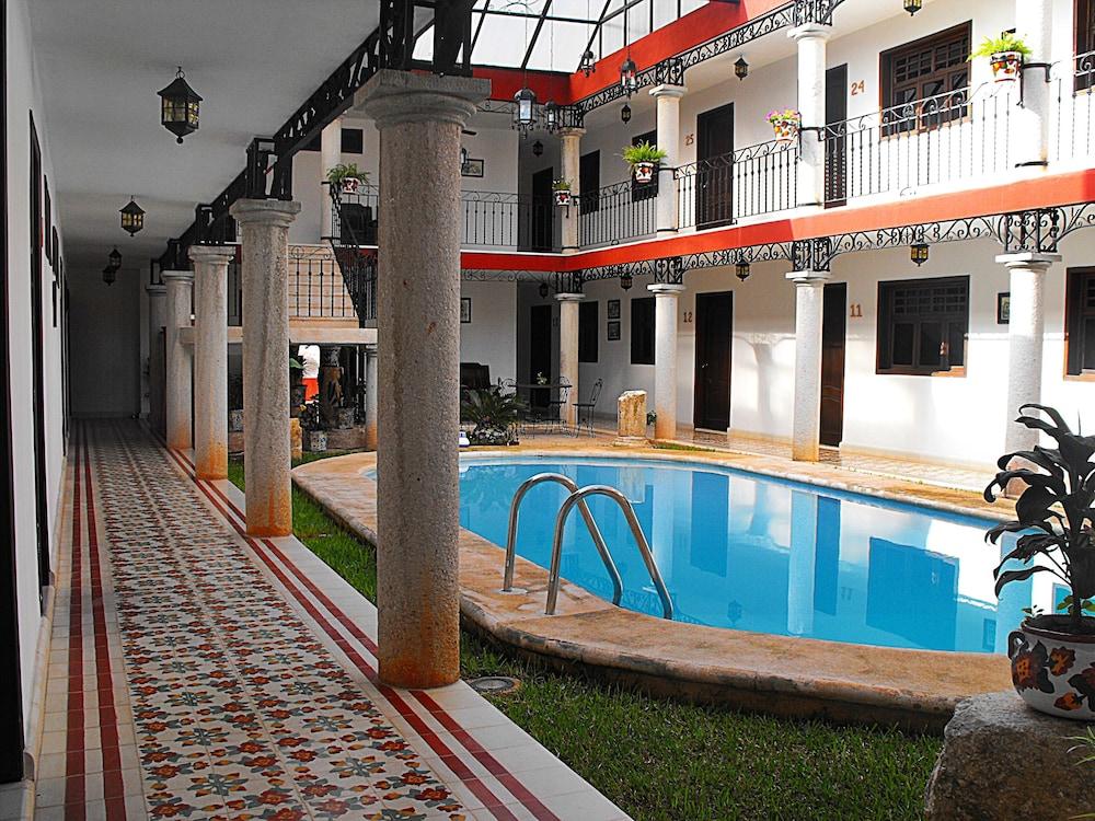 La Aurora Hotel Colonial วัลลาโดลิด ภายนอก รูปภาพ
