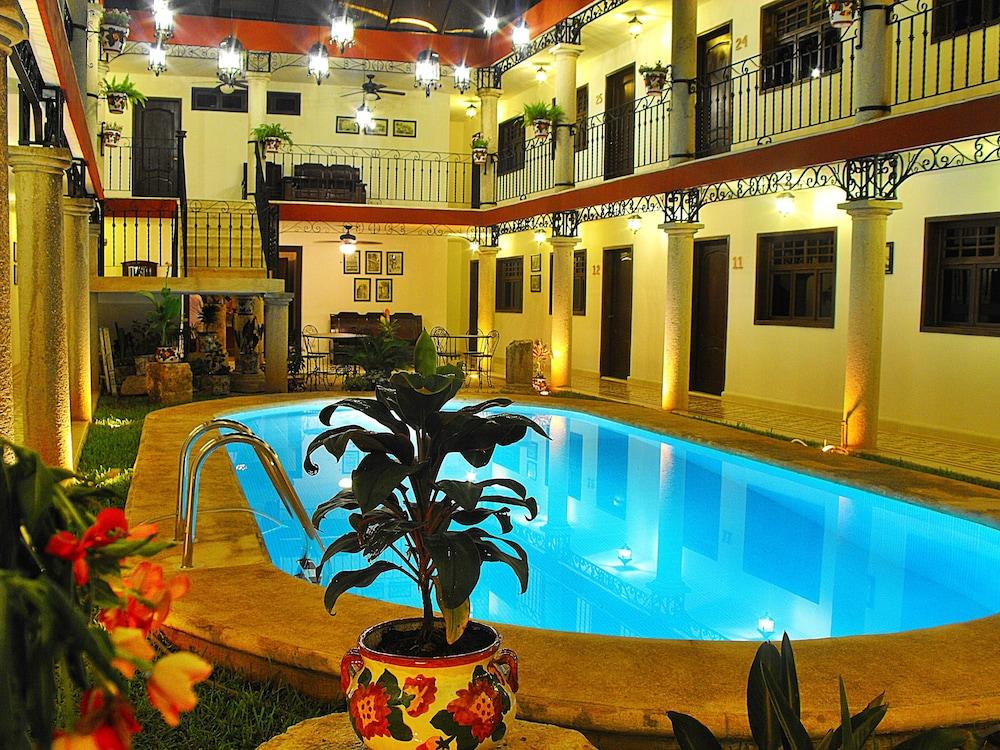 La Aurora Hotel Colonial วัลลาโดลิด ภายนอก รูปภาพ