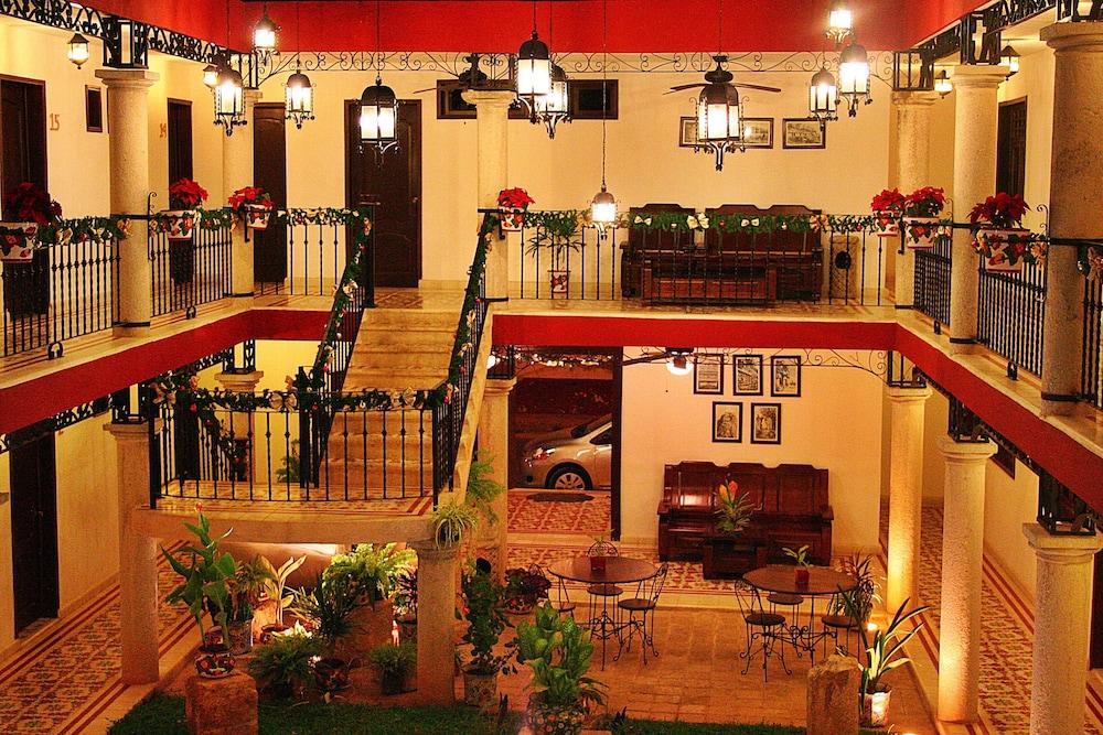 La Aurora Hotel Colonial วัลลาโดลิด ภายนอก รูปภาพ