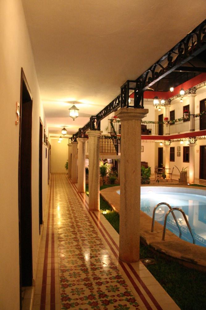 La Aurora Hotel Colonial วัลลาโดลิด ภายนอก รูปภาพ