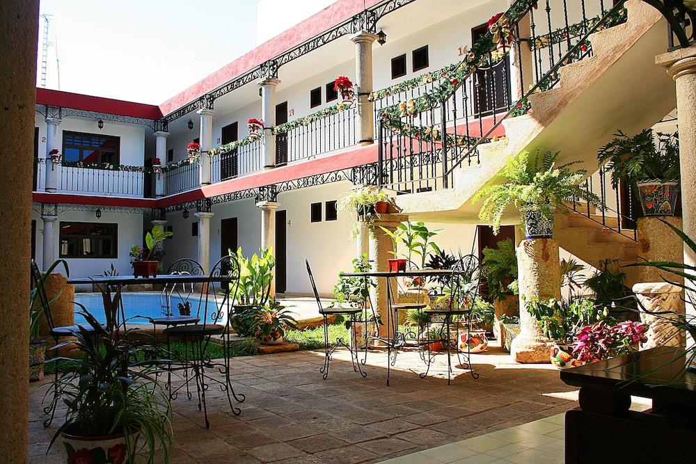 La Aurora Hotel Colonial วัลลาโดลิด ภายนอก รูปภาพ