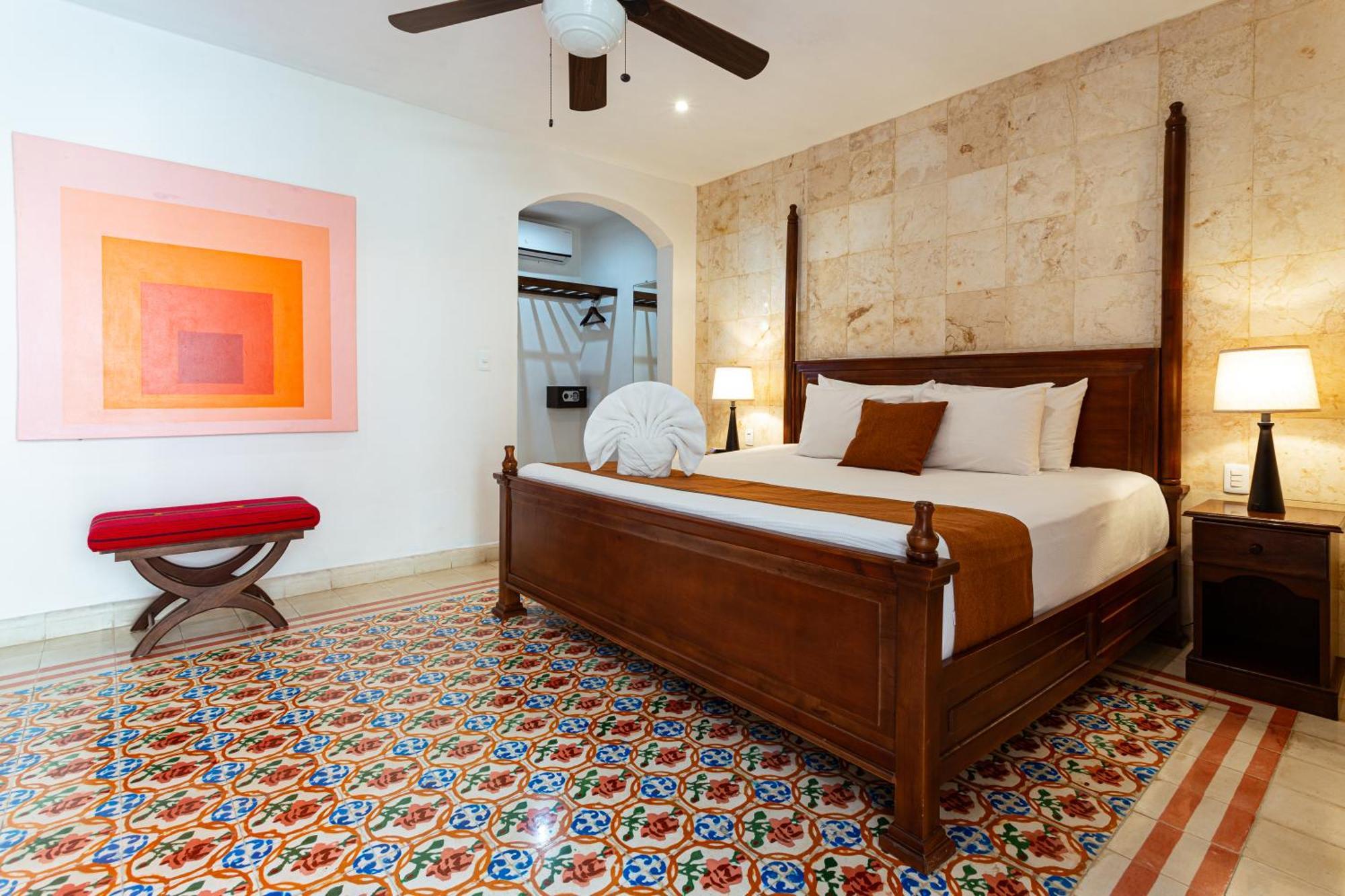 La Aurora Hotel Colonial วัลลาโดลิด ภายนอก รูปภาพ