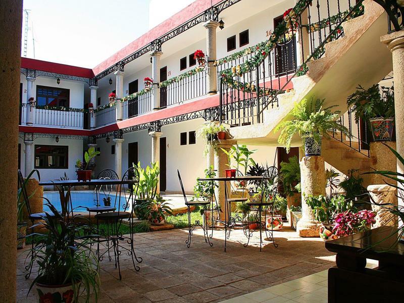 La Aurora Hotel Colonial วัลลาโดลิด ภายนอก รูปภาพ
